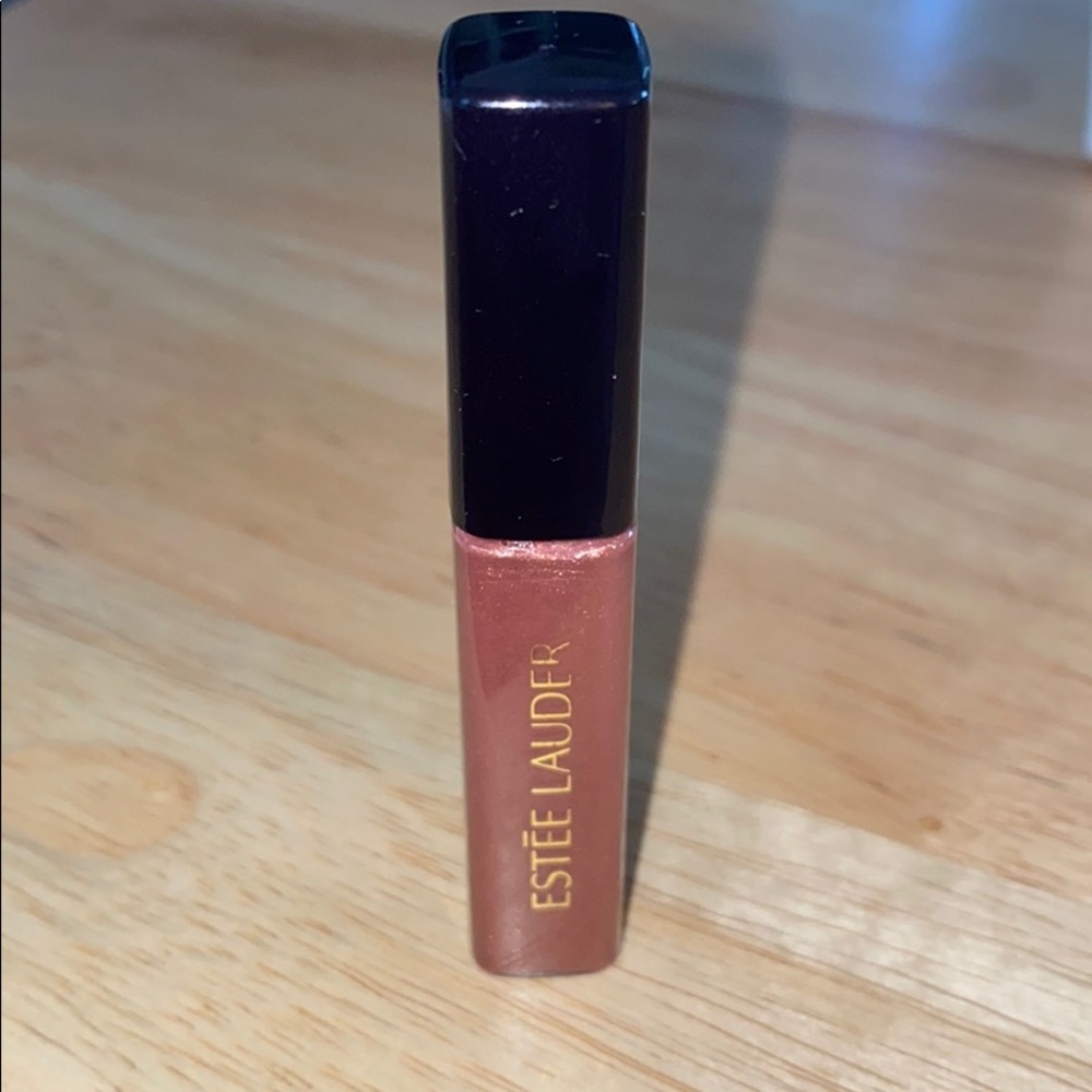 Estée Lauder- Lip Gloss